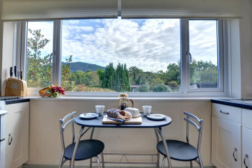 WAG474 - Breakfast Kitchen - View 2