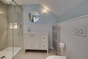 En suite Shower Room to Bedroom 6