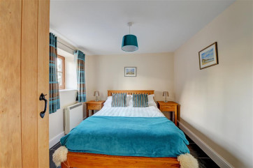 Downstairs double bedded room.