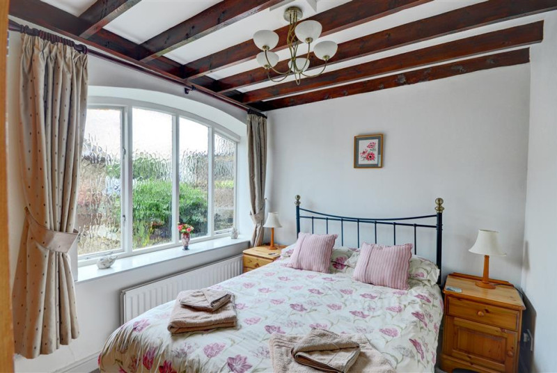 Light and airy bedroom at West Close Cottage