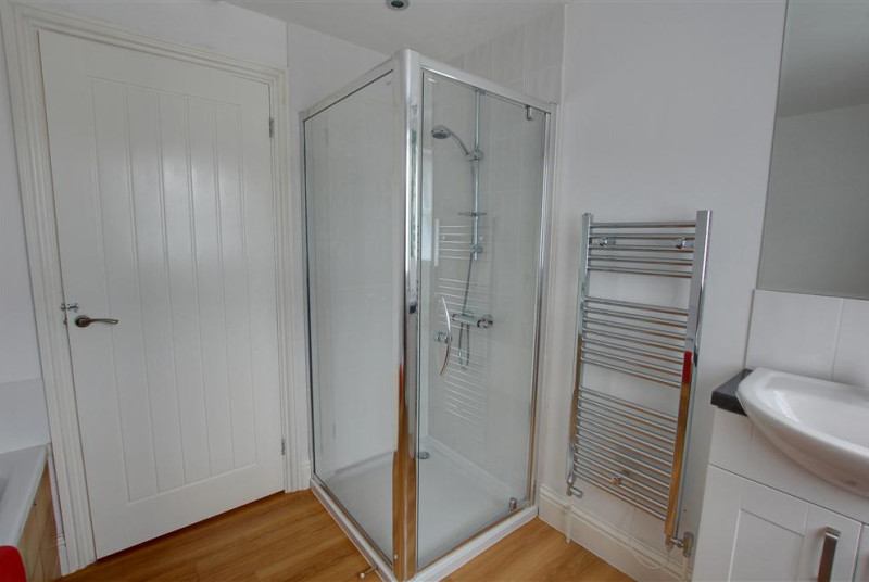 Separate shower cubicle