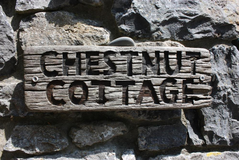 Chestnut Cottage is a Friday - Friday changeover.