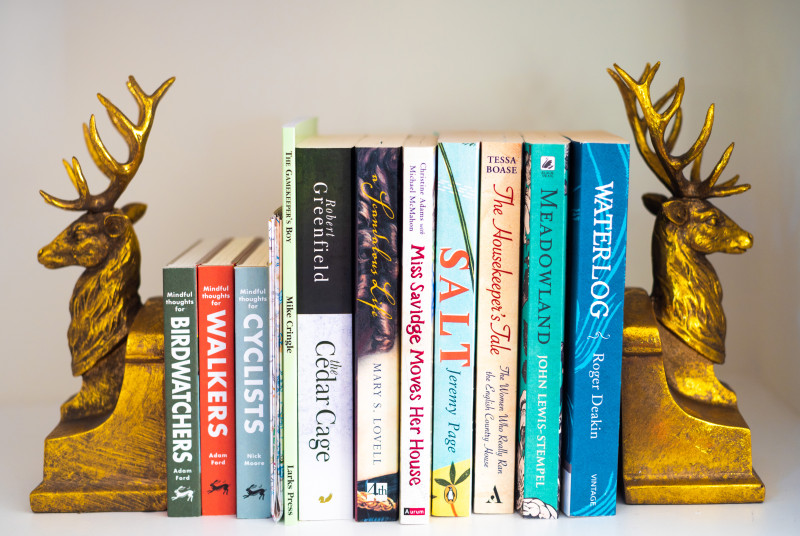 Feature bookends at South Lodge East