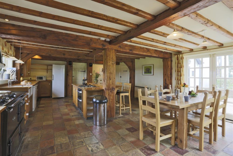Kitchen/Dining Area - View 4