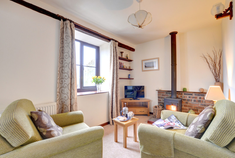 Cosy sitting room for two