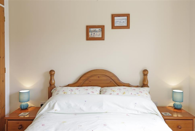 Master Bedroom - View 4