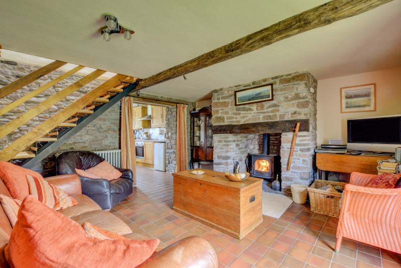 Holiday Cottage Brecon Beacons - lounge with wood burner