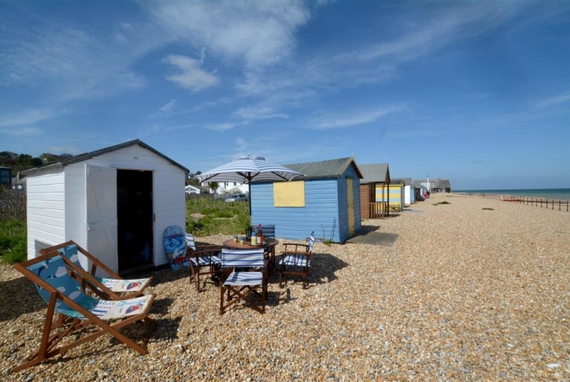 CC0163 - Beach Hut - View 2