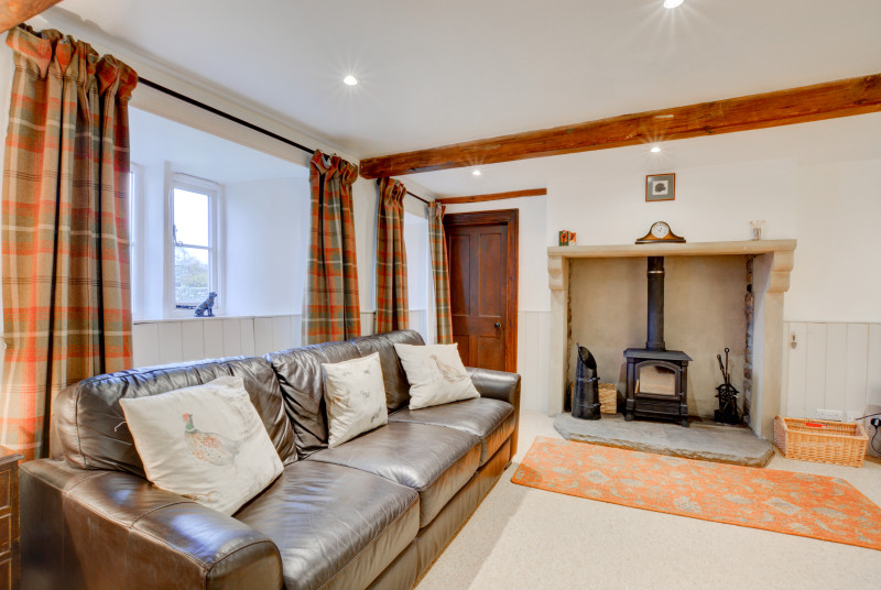 Lounge with leather sofas