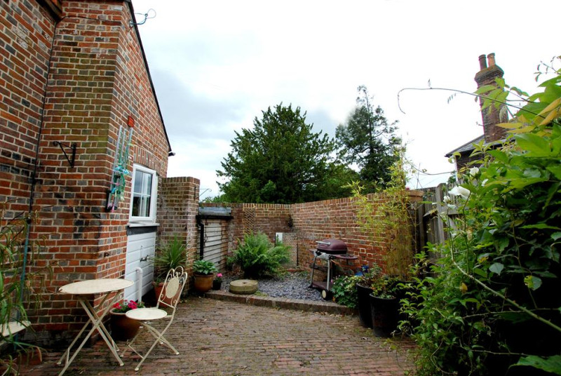 Another view of your private courtyard.