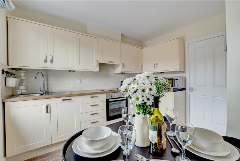 COMBE - Dining Area - View 2