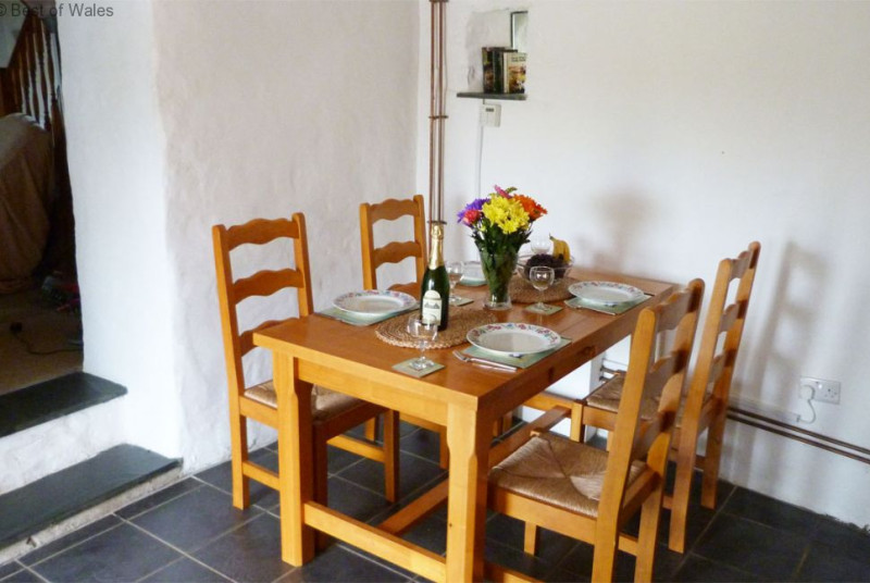 Self Catering Cottage Holiday nr Whitesands,  St Davids