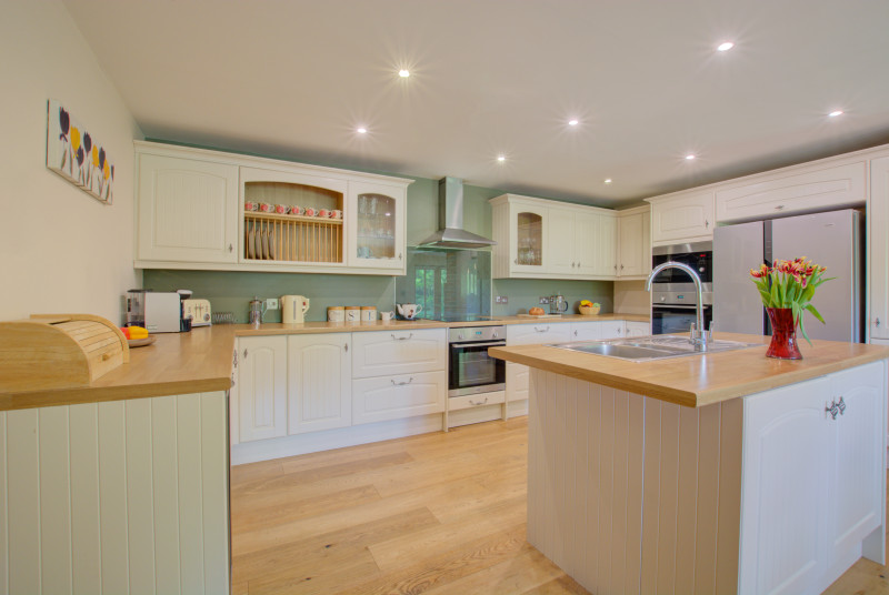 Fabulous kitchen with American-style fridge freezer and island unit.