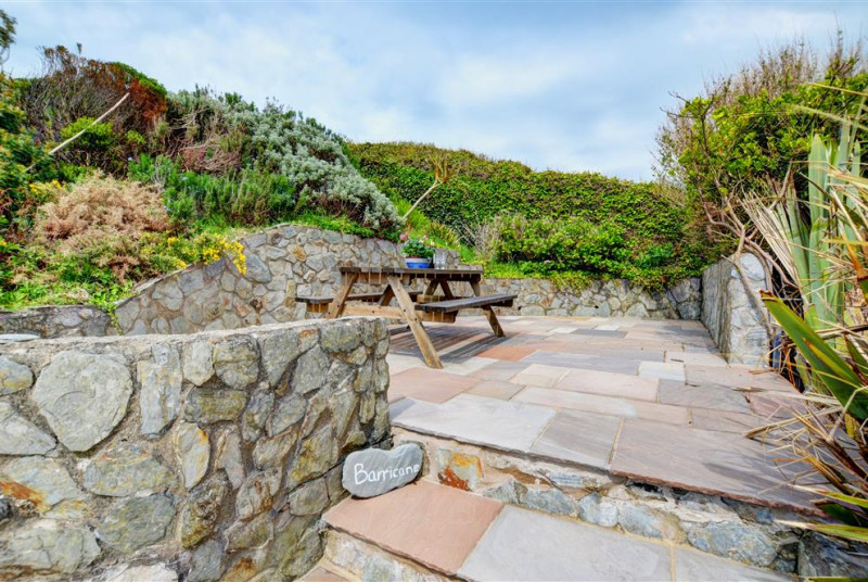 BARRI - Garden - View 1
