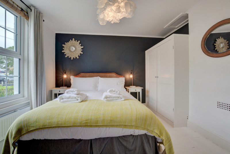 First floor bedroom with king-size bed