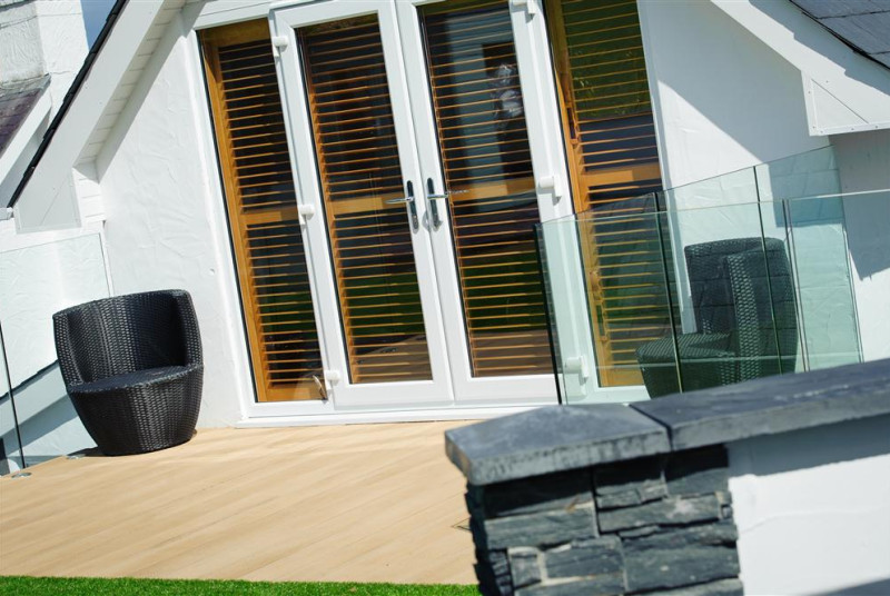 YGARNX - Bedroom 2 Terrace