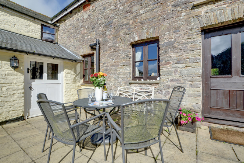 The patio area is perfect to enjoy a BBQ together 