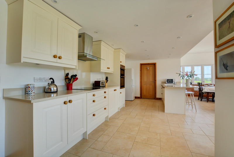 Well equipped and spacious kitchen