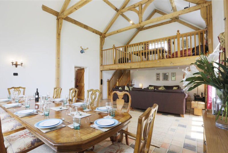 Sitting Room/Dining Area - View 2