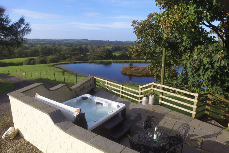 Hot-tub with views over the lake and surrounding countryside