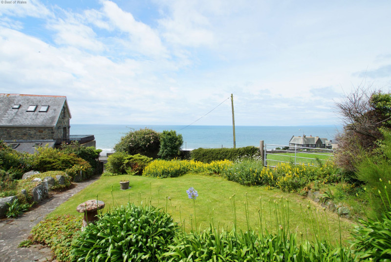 Beautiful, south facing front garden overlooking the sea.