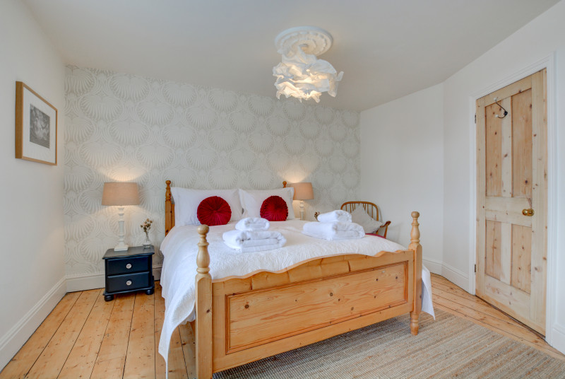 Second floor bedroom with kingsize bed