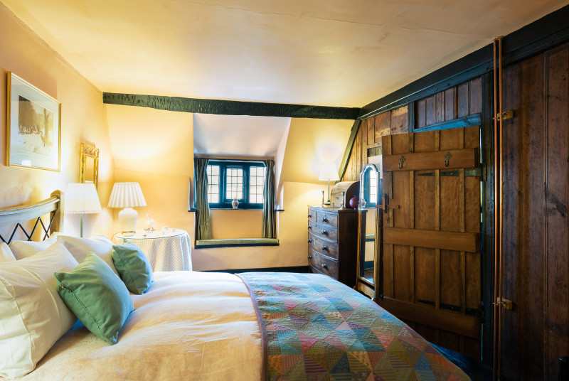 Wood panelled Large Bedroom