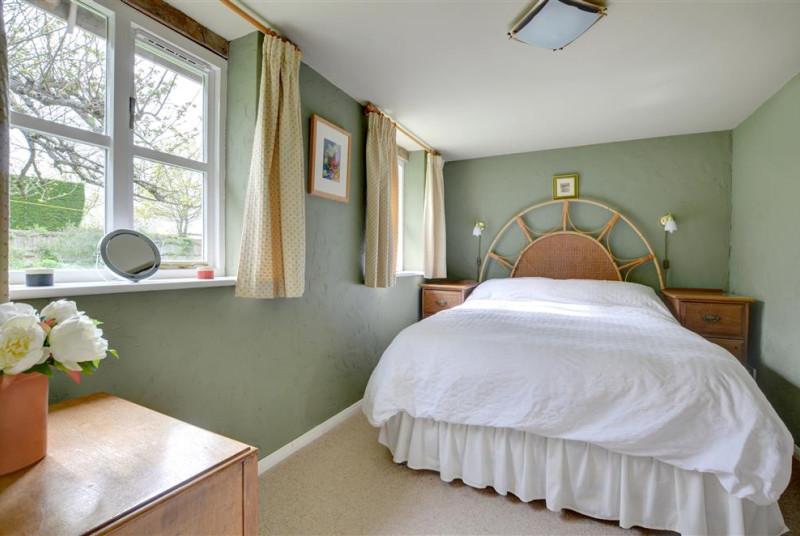 Lovely double room with large window