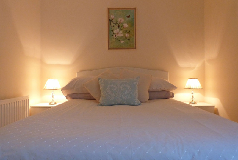 Double bedroom 3 - cosy bedroom with fitted wardrobe & hand basin