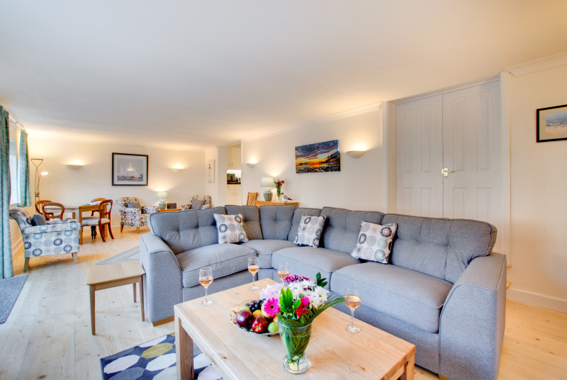 Sitting room with comfortable seating