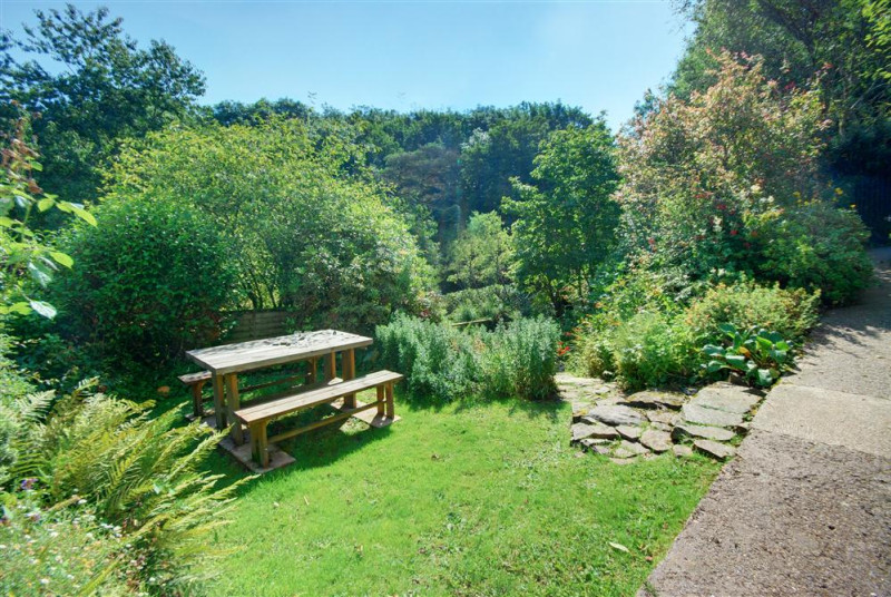 A lovely spot for an afternoon cream tea!