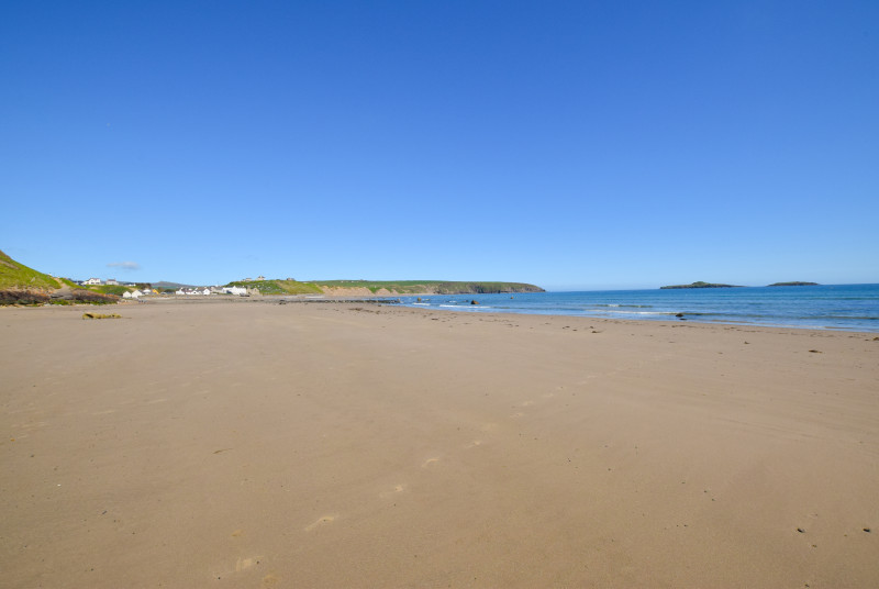 Aberdaron Beach just 3.7 miles from Melin Llyn