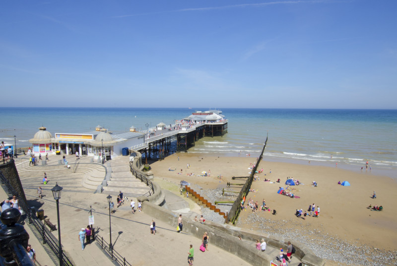 Little Barn is just 7 miles from the sandy beach at Cromer