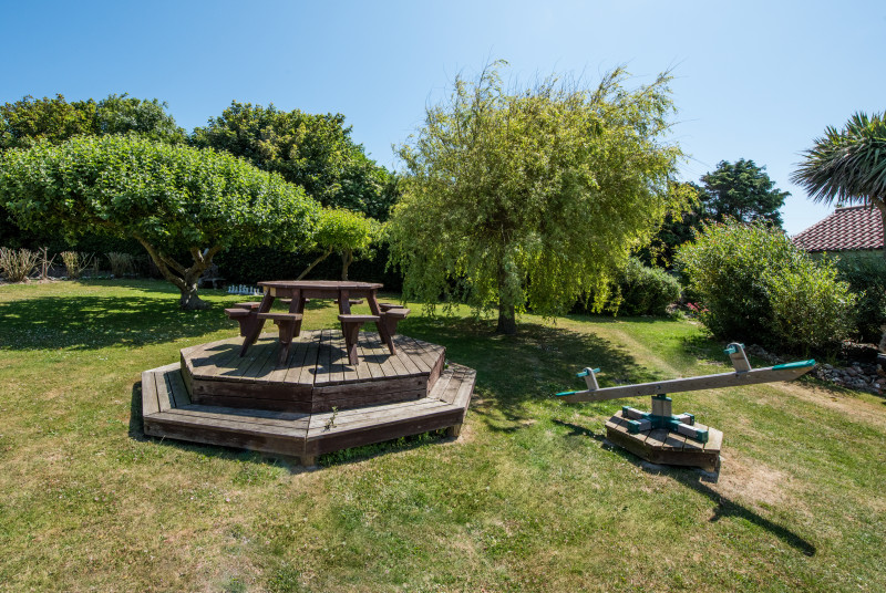 Each cottage has its own private area with table, chairs and gas barbecue, ideal for al fresco dining. There is also shared use of the extensive gardens with a summerhouse, outdoor chess set and swingball 
