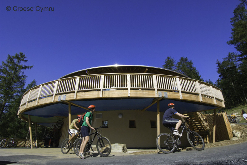 Coed-y-Brenin Mountain Biking Centre – Suitable routes for all ages.