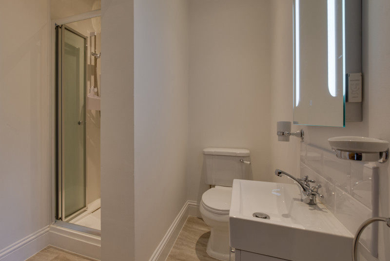 En suite shower room to master bedroom