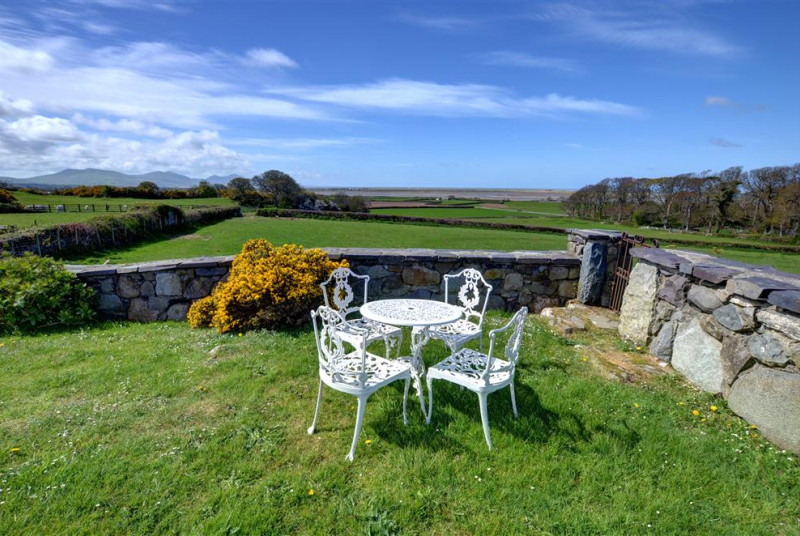 WAG263 - Exterior View 6