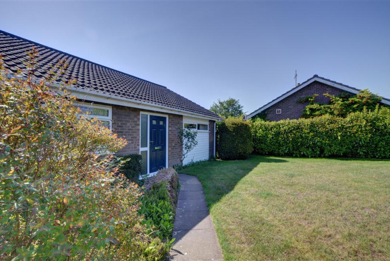 Midda Beck is a delightful single story property with to the front and rear.