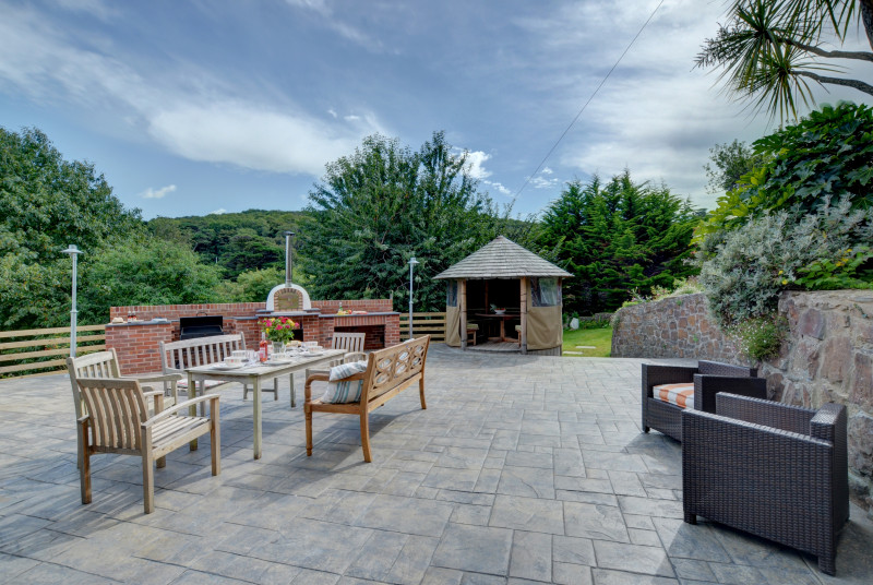 The huge patio area which is perfect for outdoor socialising