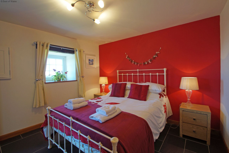 Bedroom 1 - Ground floor double bedroom with underfloor heating.