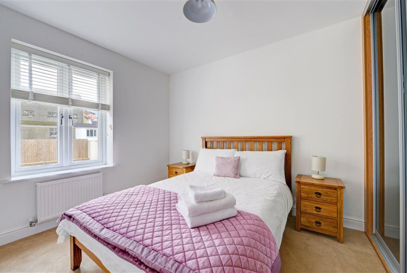 Second double bedroom. Bed linen and towels provided