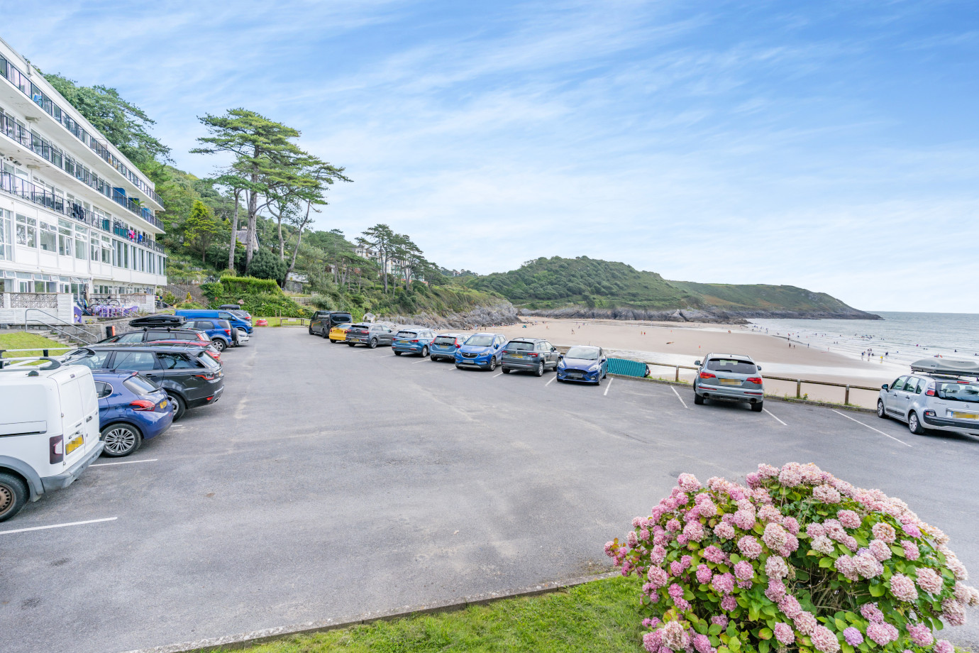 Redcliffe Apartments F (HH9306) Home From Home