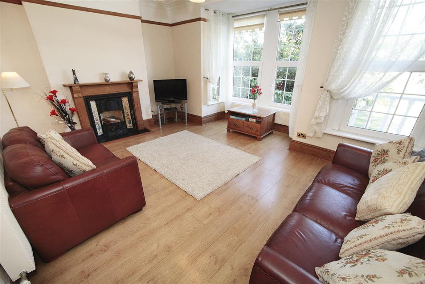 Langland Road Apt (HH71) Home From Home