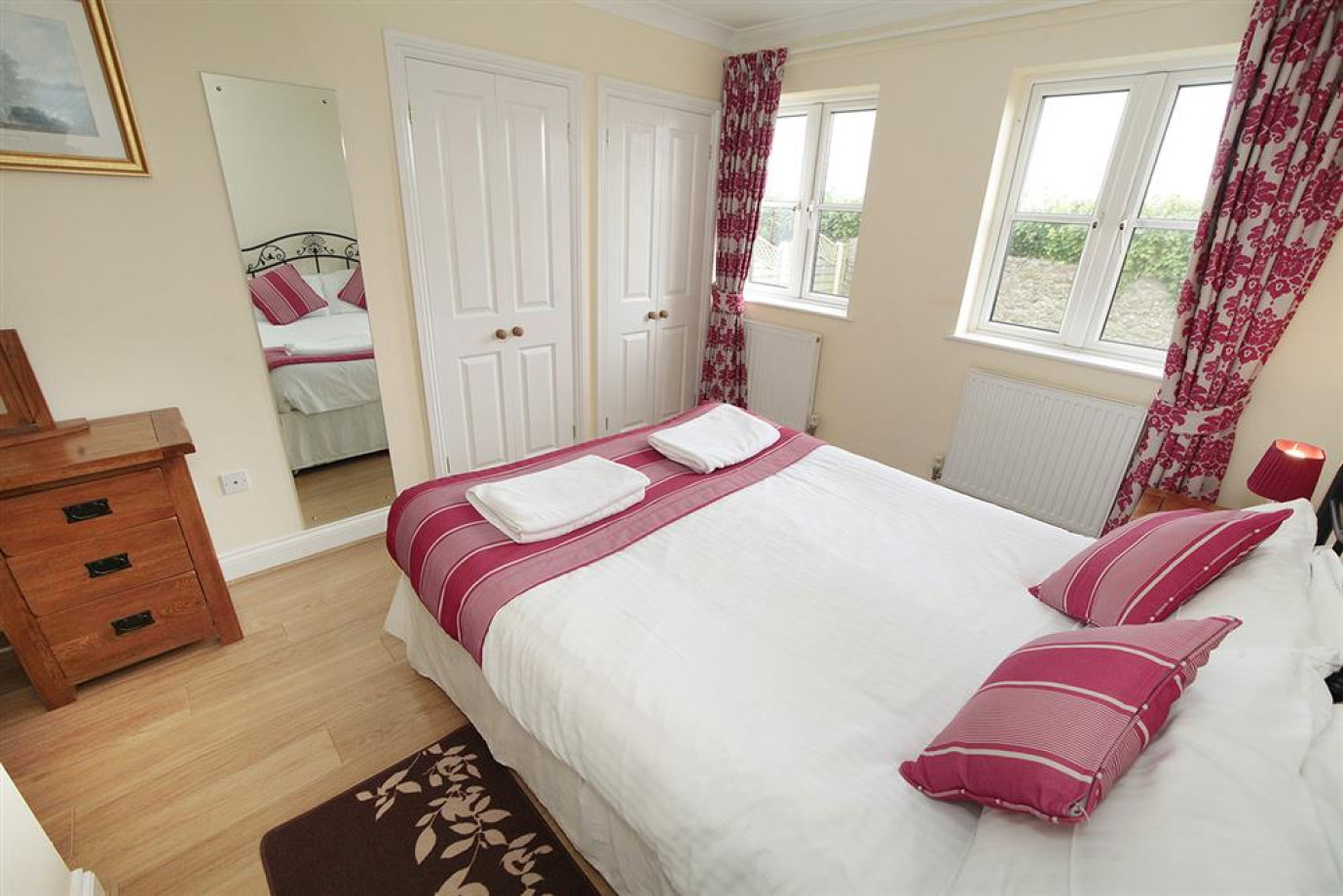 Clover Cottage (HH9902) Home From Home