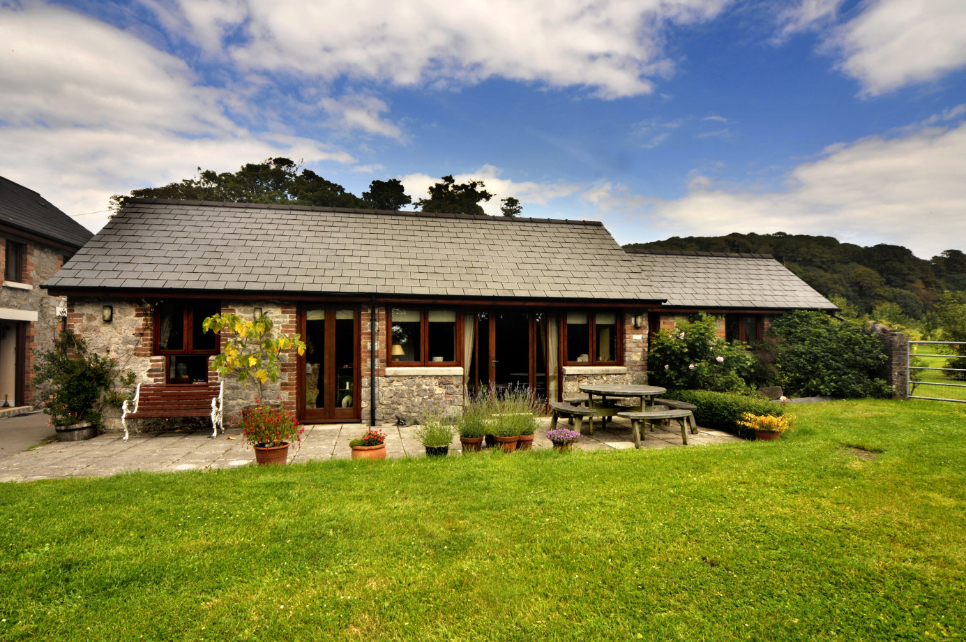 DanyGraig (46777) Best of Wales DanyGraig (46777) Best of Wales